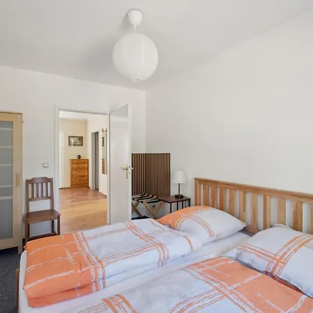 2 Bedroom Gorgeous In Prázdninový dům