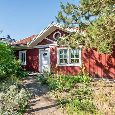 2 Bedroom Gorgeous In