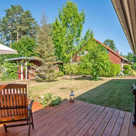 2 Bedroom Gorgeous In Prázdninový dům